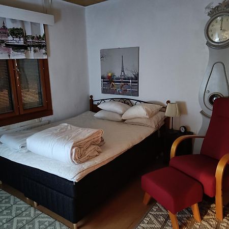Nina'S Guesthouse, Jaemsae City,160 M2 ภายนอก รูปภาพ