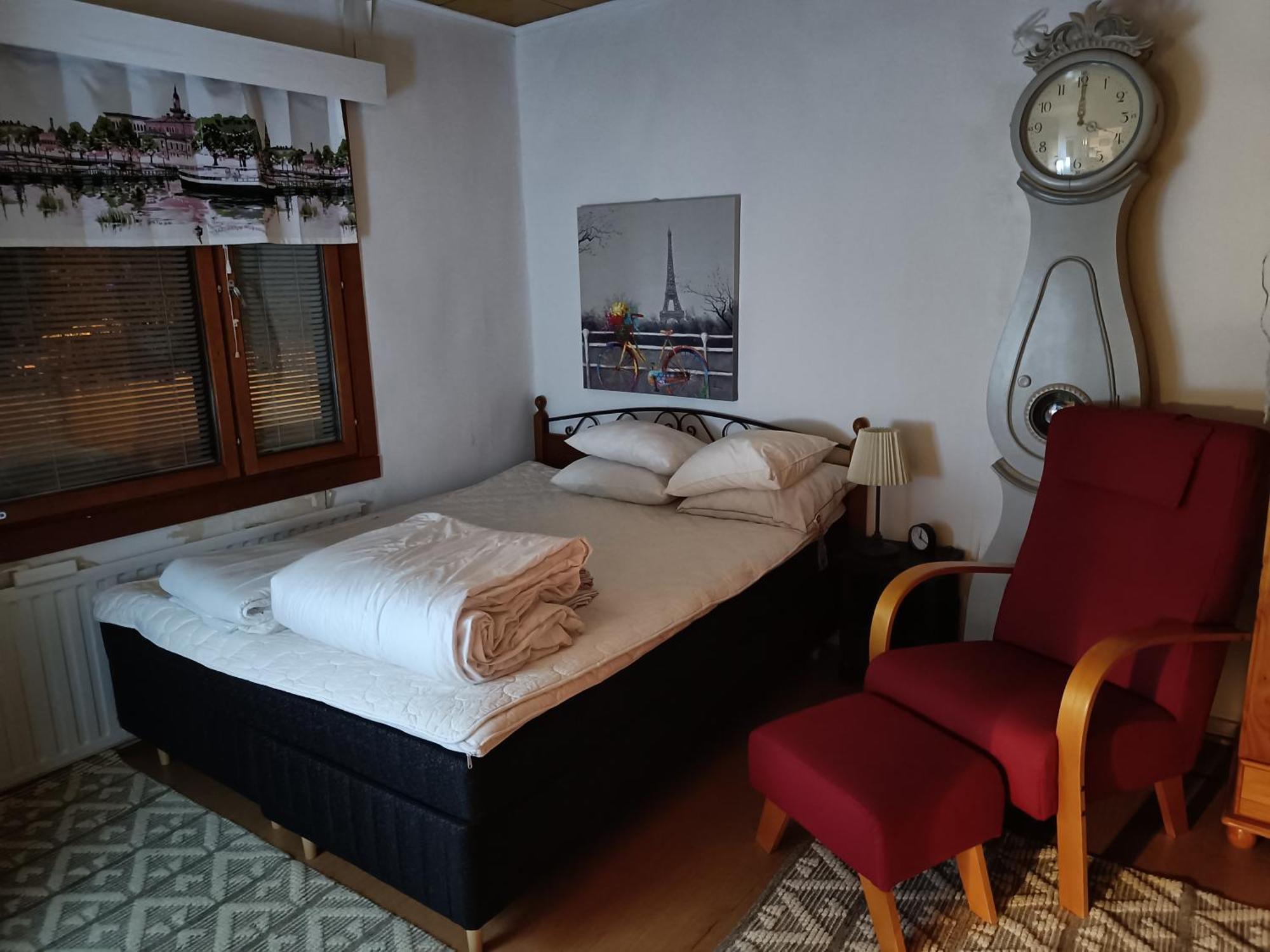 Nina'S Guesthouse, Jaemsae City,160 M2 ภายนอก รูปภาพ