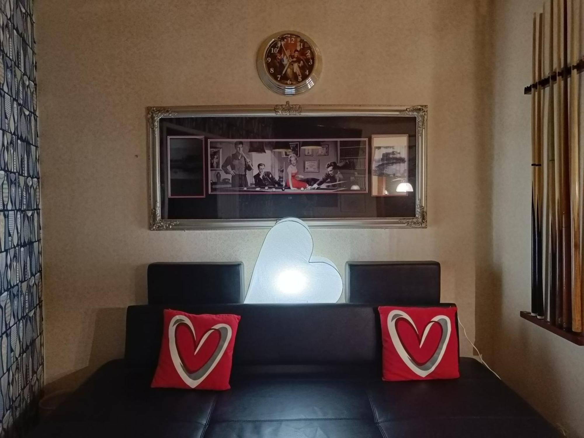 Nina'S Guesthouse, Jaemsae City,160 M2 ภายนอก รูปภาพ